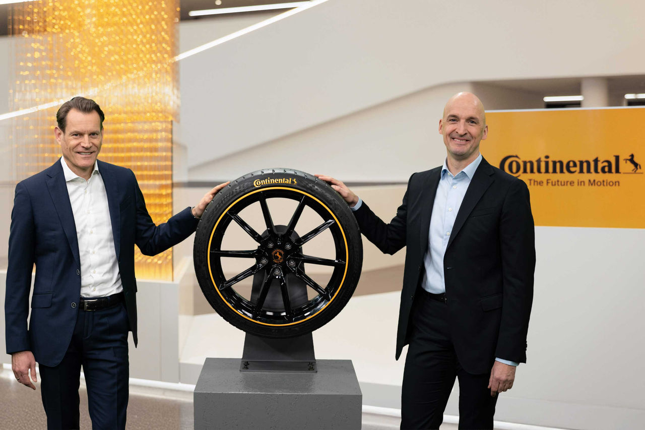(Nikolai Setzer e Christian Kötz, nomeado CEO da Continental)
